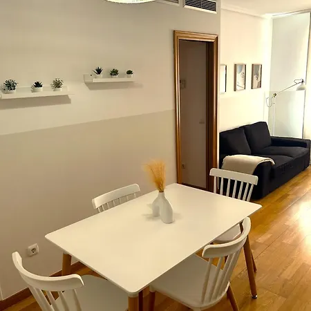 Loira Pignatelli 1 Habitacion En Zona Centrica